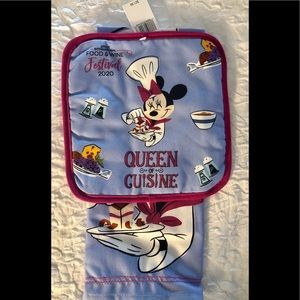 Disney Queen of Cuisine Dish Towel & Pot Holder